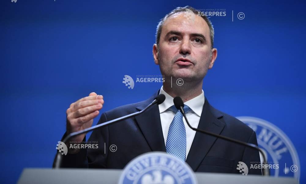  Noul director general provizoriu al Romsilva este  fostul director al Direcţiei Regenerare-Dezvoltare, Jean Vişan