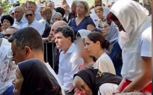 De ce a ales Nicuşor Dan să meargă la mânăstirea de la Sâmbăta de Sus în loc de Constanţa: „Aici veneam cu părinţii încă din copilărie”