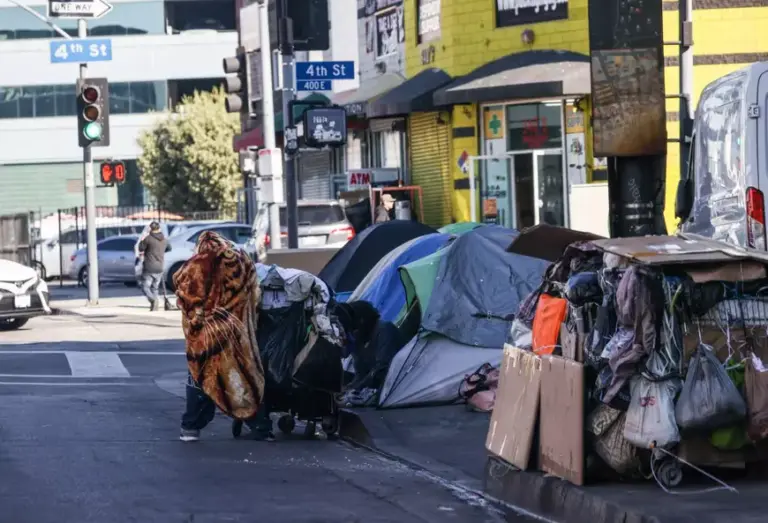 Donald Trump vrea ca oamenii fără adăpost să părăsească „imediat” Washingtonul