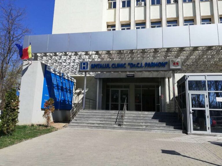 Operații-maraton la „C.I. Parhon”, în timpul furtunilor care au întors țara pe dos. Patru transplanturi de rinichi, cu un organ la un pas de a nu mai putea fi folosit