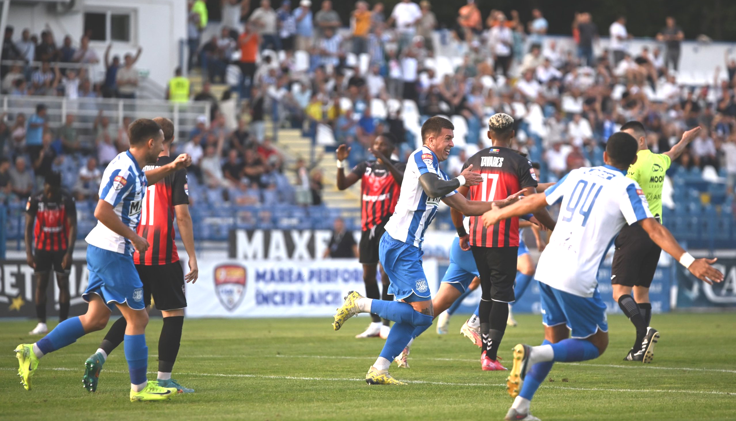  ANALIZĂ De ce nu dă rezultate Iașul la fotbal? Peste două milioane de euro aruncate pe geam. „Ieșenismul” nu ține de foame, profesionalismul și moralitatea nu sunt dependente de certificatul de naștere