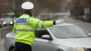 Zeci de șoferi sancționați la Iași pentru neacordarea priorității pietonilor