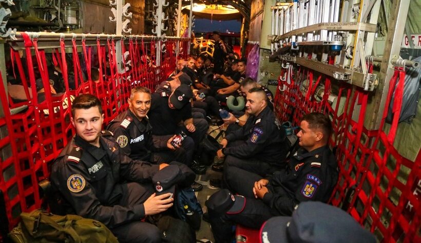  Pompierii români au plecat cu o aeronavă militară să ajute la stingerea incendiilor din Spania