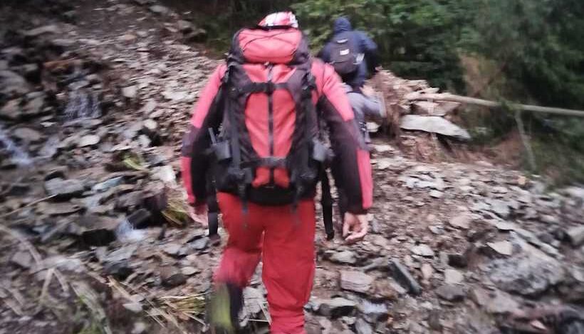  Trei cetăţeni ucraineni, salvaţi din Munţii Maramureşului la finalul unei acţiuni care a durat peste 12 ore