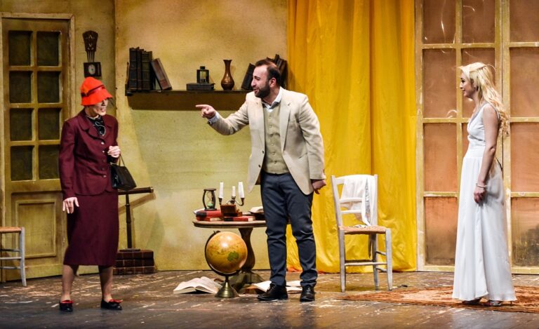 Teatru pentru toate vârstele: echipa Ateneului ieșean prezintă la Fălticeni spectacolele „Capra cu trei iezi” și „Steaua fără nume”