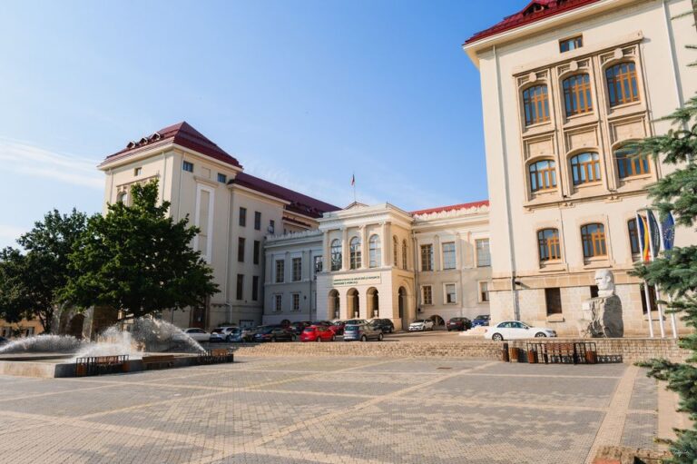 Proiect inedit lansat de UMF Iași: „Școala din spital” pentru copiii cu afecțiuni, care nu pot fi prezenți în bănci