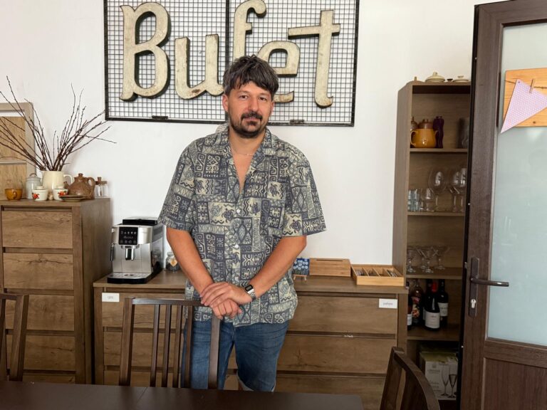 40 UNDER 40 | Povestea tânărului antreprenor Bogdan Puiu, fondatorul studioului culinar Soft&Grace din Iași. În copilărie visa să devină primar sau regizor