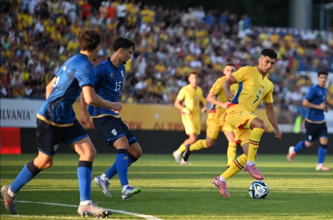 Lume multă, fotbal puțin în Copou. „Tricolorii mici” au jucat foarte slab și nu au fost în stare să bată Kosovo