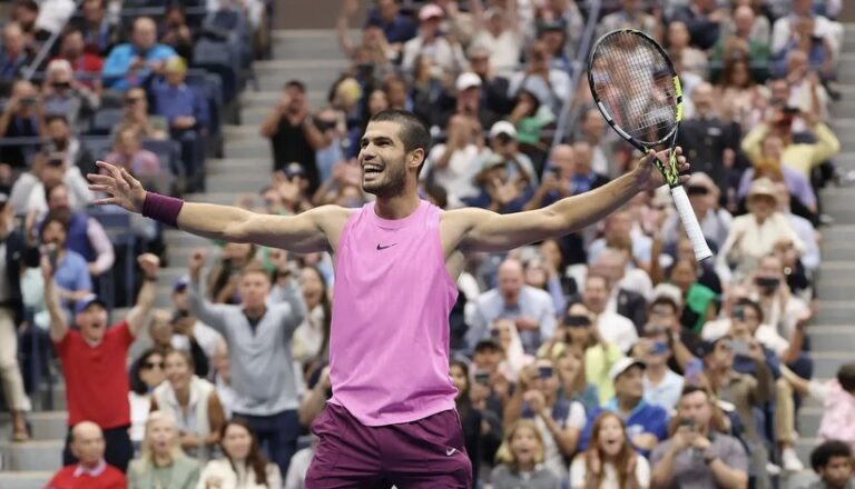 US Open: Carlos Alcaraz a câştigat titlul de la Flushing Meadows învingându-l pe Sinner 