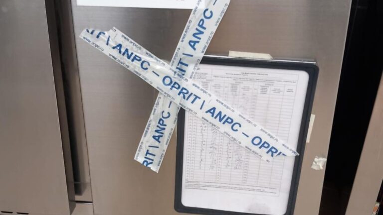 ANPC dă amenzi pe bandă rulantă: Aproape cinci milioane de lei, date de comisari în această săptămână pentru jucării periculoase, materii prime expirate, agregate frigorifice murdare