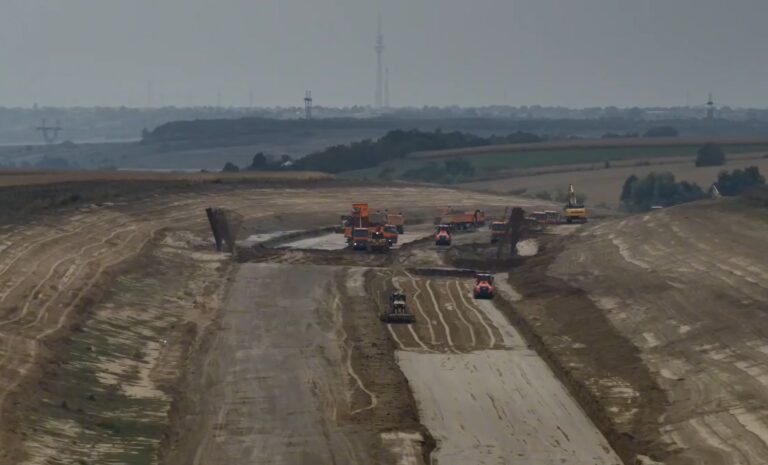 Șeful CNAIR: Lucrările pe tronsonul Bacău-Pașcani al Autostrăzii Moldovei se apropie de 40%. Câți muncitori are Umbrărescu pe șantier