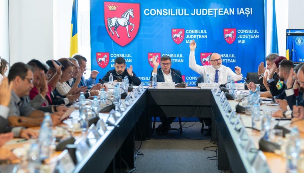  Încă un record de „muncă/viteză” la vârful județului: 41 de propuneri de hotărâre și 4 interpelări în numai 44 de minute, la ședința CJ Iași de ieri