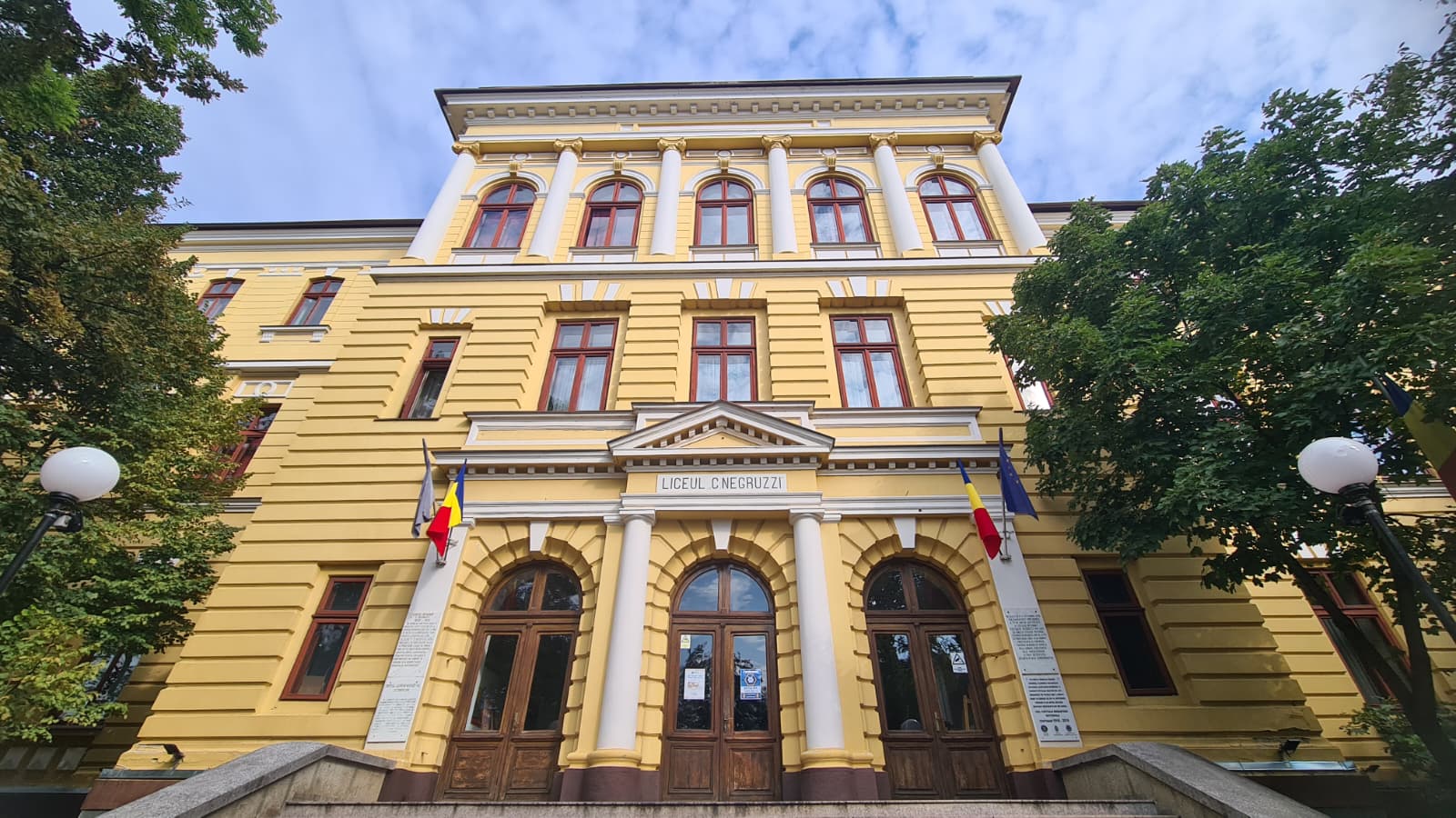 Colegiul Național „Costache Negruzzi” din Iași sărbătorește 130 de ani de existență. „O școală de valoare aflată și acum în topurile naționale”