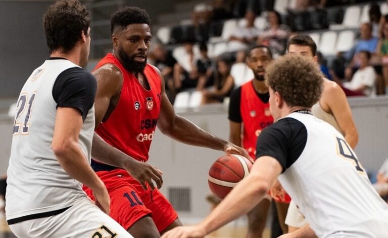 Baschet masculin: Vicecampioana CSM Oradea, victorie cu DEAC Debrecen în primul amical din intersezon