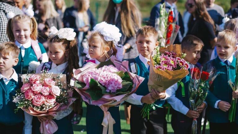 Școlile își deschid astăzi porțile pentru un nou an pe fondul boicotului anunțat de sindicate