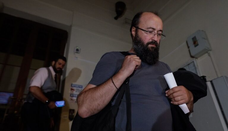 Preotul Visarion Alexa, condamnat definitiv la închisoare cu suspendare pentru agresiune sexuală