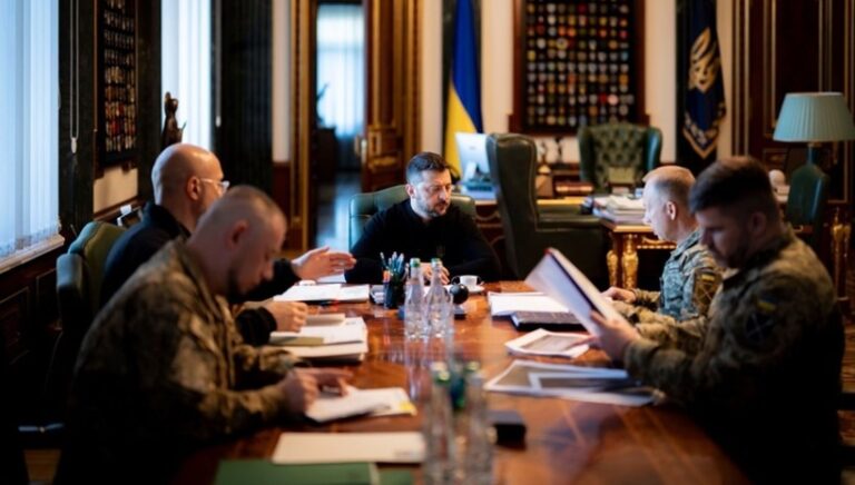 Fără precedent: Zelenski acuză Ungaria de survolarea Ucrainei cu drone de spionaj 