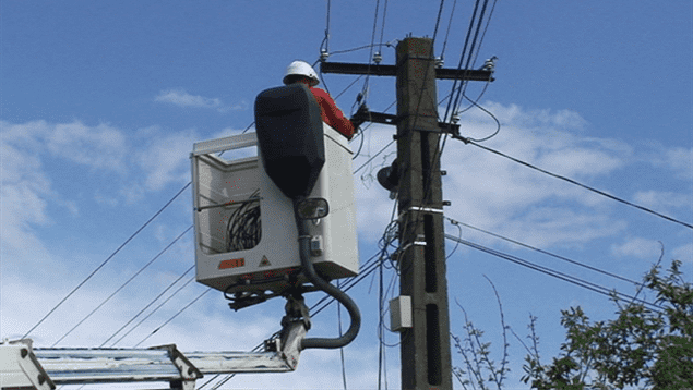 Zeci de firme își dispută contractul de extindere a rețelei electrice în Moara de Vânt. Principalul client deservit va fi SRU Iași