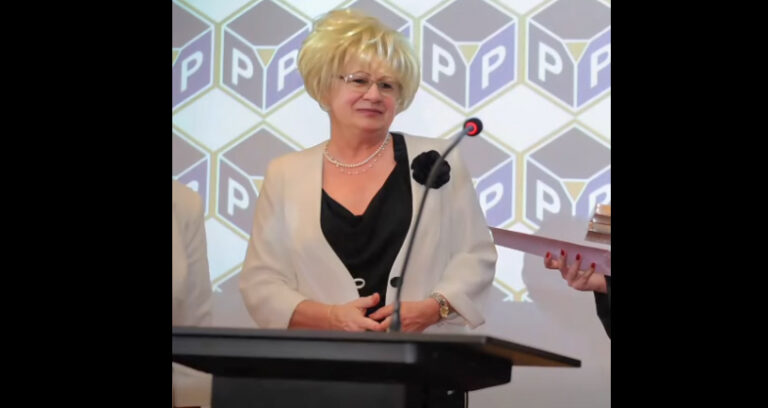 Doliu la Colegiul „Mihail Sturdza” din Iași: a murit directoarea Consuela Roșu