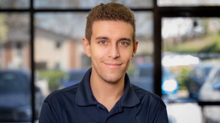 Lumea șahului, în doliu: a murit marele maestru Daniel Naroditsky, la numai 29 de ani