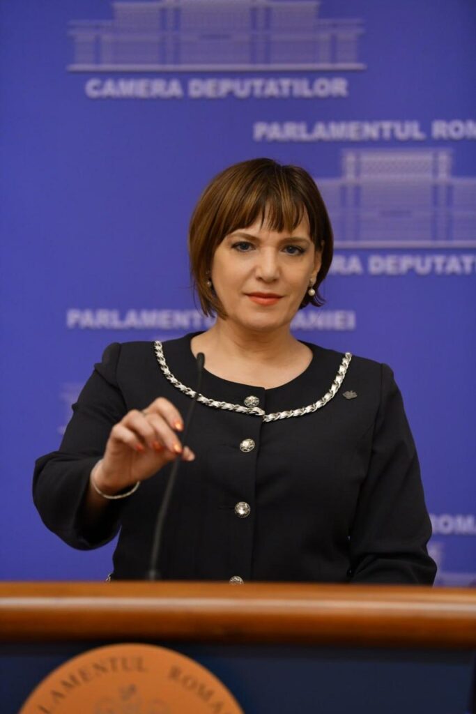  „ANAF dă vina pe gemul bunicii”. Deputatul AUR Cristina-Emanuela Dascălu reacționează dur: „E o insultă la adresa oamenilor simpli” (P)