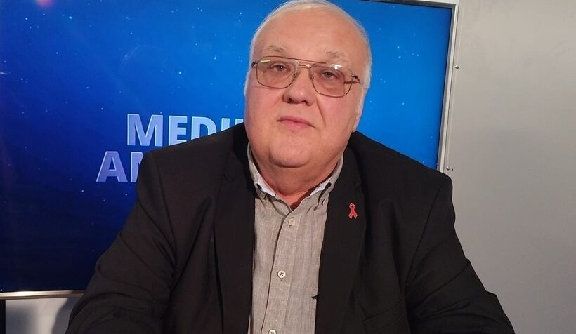  Specialist în tratamentul toxico-dependenţelor: Au fost incluse ca adicţii dependenţa de jocuri de noroc, dependenţa de internet