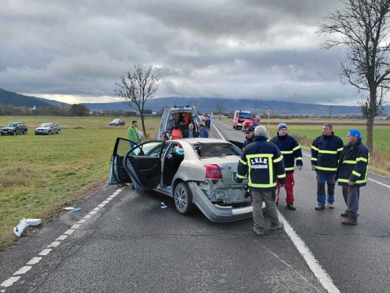 Un mort şi trei răniţi grav, în urma unui accident cu două maşini, petrecut în Harghita – FOTO