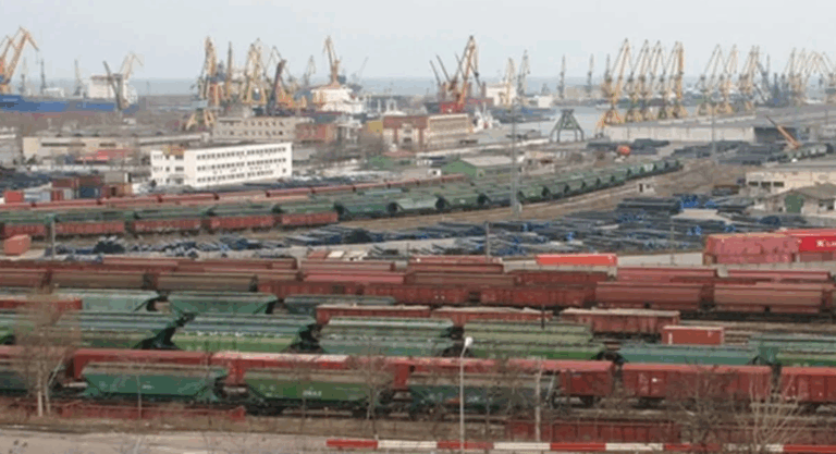 CFR Marfă a închis anul 2024 cu datorii la stat de peste un miliard de lei, însă directorul din perioada 2022-2024 a fost transferat la altă companie de stat