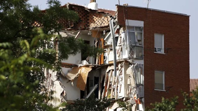  Patru persoane au murit după ce o clădire cu șase etaje din centrul Madridului s-a prăbușit. Ce se ştie despre imobilul care urma să fie transformat în hotel de patru stele