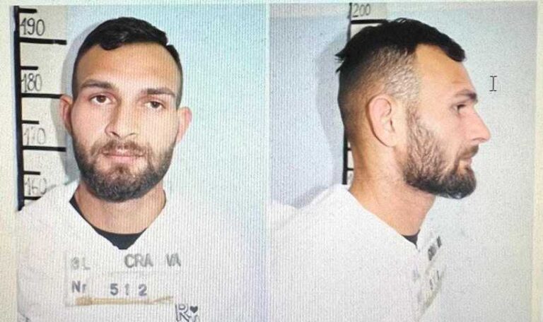 Tânăr aflat în procedură de extrădare în Italia pentru jaf armat, evadat de sub escorta poliţiştilor din Dolj