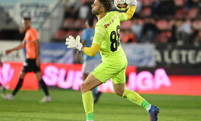 FOTBAL Campioni la declarații, corigenți pe teren. Un nou eșec rușinos al Politehnicii, o nouă pată pe obrazul Iașului