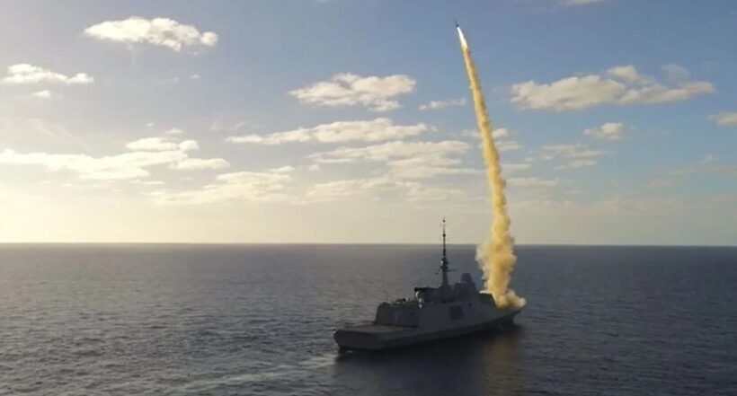  Guvernul francez: Fregata Alsace interceptează cu succes ţinte supersonice, într-un exerciţiu cu rachete de tip Aster