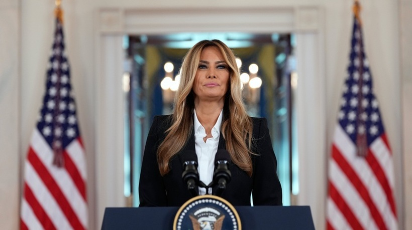 Melania Trump anunţă că a stabilit „un canal de comunicare” cu Vladimir Putin cu privire la copiii ucraineni