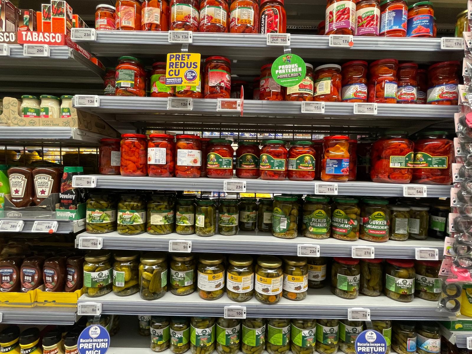 Murături de toamnă - Cât îi costă pe ieșeni borcanul de pus pe iarnă? Cât de sănătoase sunt legumele la saramură sau oțet - opinia nutriționistului