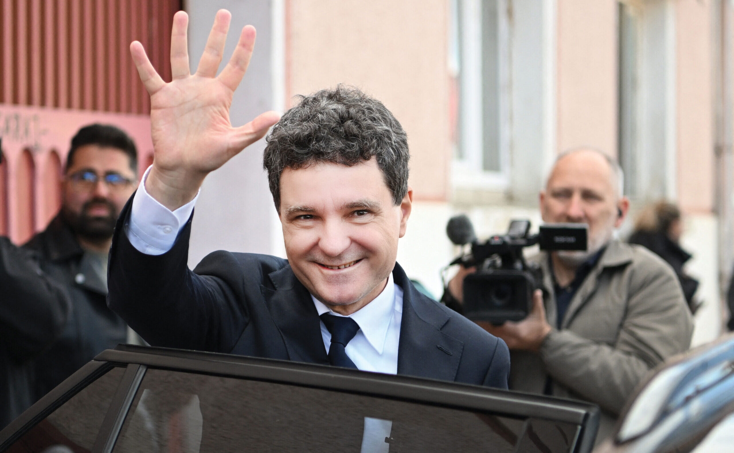  Nicuşor Dan: Privesc spre 2026 cu responsabilitate şi vă doresc tuturor un an al stabilităţii, al prosperităţii