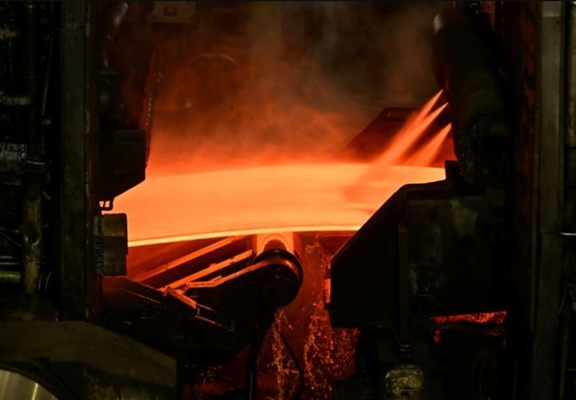  UE desfăşoară un arsenal protecţionist fără precedent pentru a-şi salva producţia de oţel