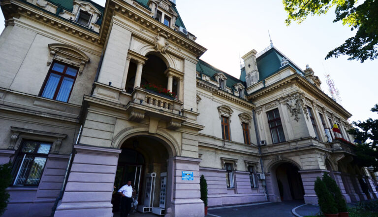 Exasperați de Primărie, 40 de ieșeni bat la ușa DNA. Acuză blocaj administrativ și tratament discriminatoriu la autorizarea unui proiect imobiliar din Copou