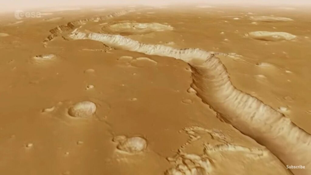  Imagini cu un gigantic canal de pe Marte unde a curs apă „cu miliarde de ani în urmă”