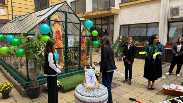 Sera de la Colegiul „Negruzzi”, locul în care elevii învață să iubească natura. „Ne dorim ca elevii să devină responsabili”