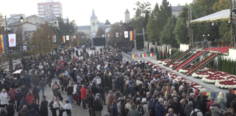 LIVE-TEXT: Punctul culminant al Sărbătorilor Iașului – Hramul Sfintei Parascheva