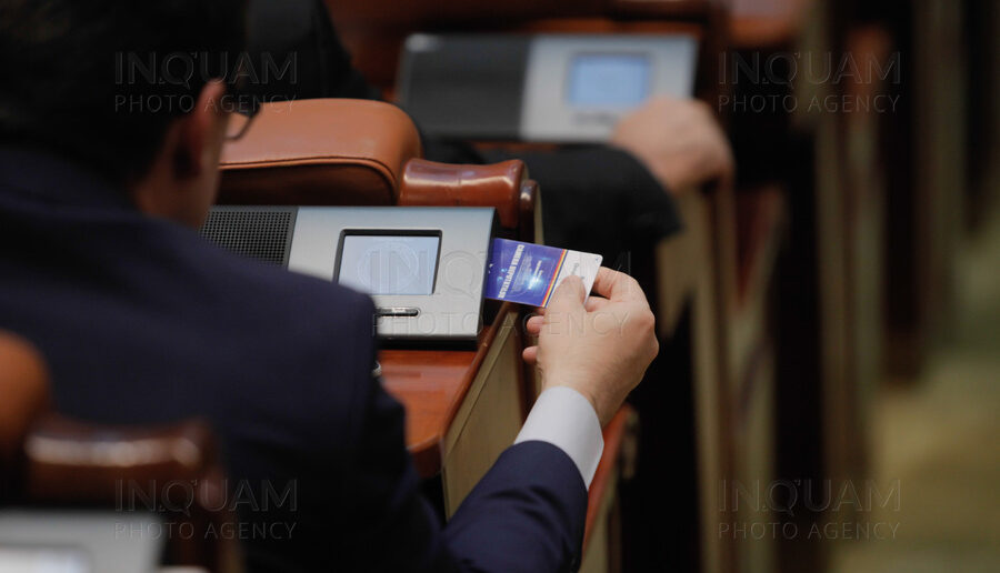  Consiliul Județean își face un cadou de casă nouă: sistem electronic de vot în dotarea plenului odată cu întoarcerea în Casa Pătrată renovată