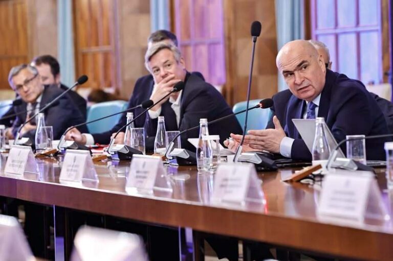 Ilie Bolojan anunță simplificarea procedurilor de obținere a avizelor ISU și, în curând, a celor de mediu