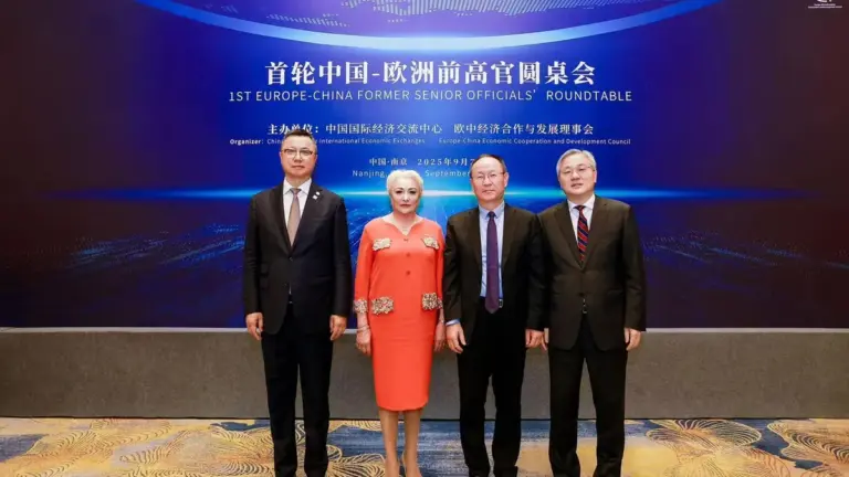 Fost premier PSD, pe deplin angajat în promovarea intereselor Chinei comuniste