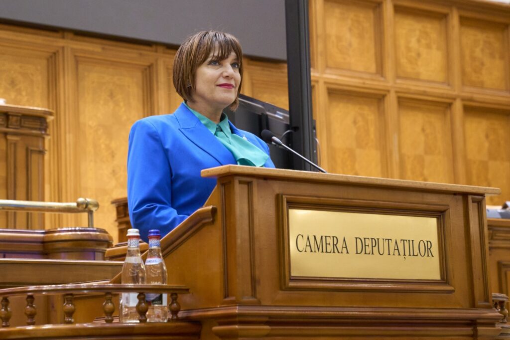  Un portret neconvențional al unui politician atipic în peisajul românesc: Deputat AUR Iași Cristina-Emanuela Dascălu (P)