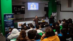 Liceenii au întâlnit lideri din lumea Tech. Lecții de antreprenoriat direct de la profesioniști, la Liceul de Informatică „Grigore Moisil” din Iași