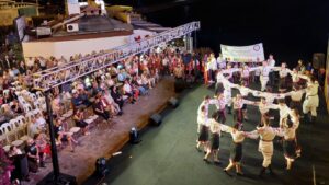 Elevii ieșeni, ambasadori ai folclorului și portului tradițional românesc la un festival internațional din Alanya-Antalya