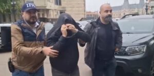 Cazul de furt de la CEC Bank CUG: Hoțul era agent de securitate în unitate, avea probleme cu jocurile de noroc și cu câteva zile înainte de jaf ar fi vrut să se sinucidă/VIDEO