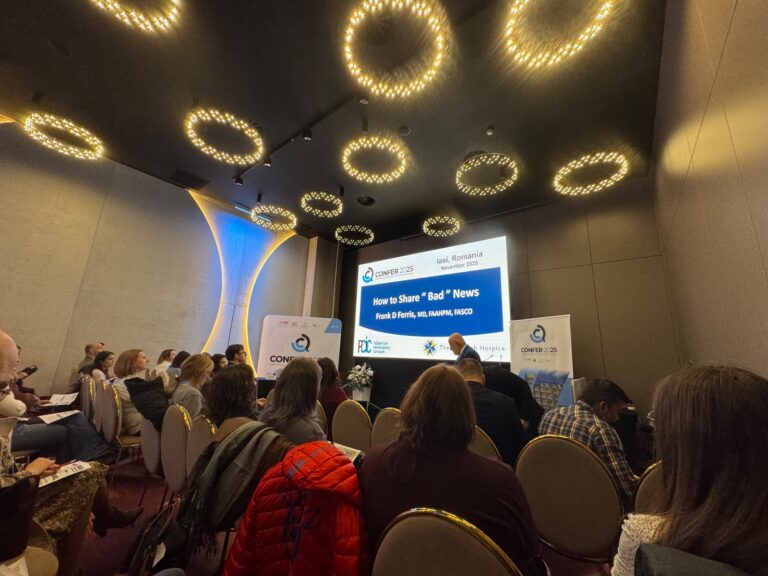 „Fac asta de zeci de ani: de fiecare dată simt un nod în gât”. Cum se pregătesc medicii oncologi să transmită pacienților veștile proaste: conferință la IRO Iași