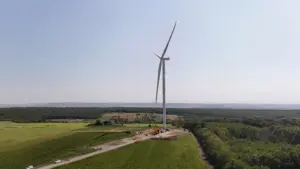 Centrală eoliană uriașă la marginea Iașului: înălțimea va urca cu 50%, până la 180 de metri