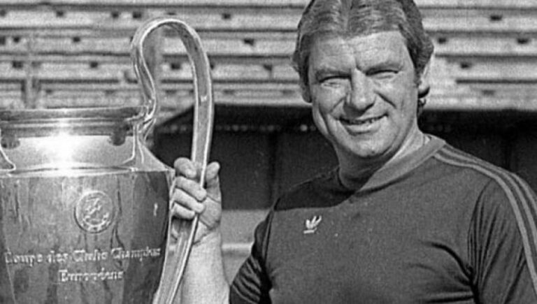 “Gentlemanul fotbalului românesc”. “Prin eleganţă, profesionalism şi devotament, a inspirat generaţii de jucători şi antrenori”. Mesajele cluburilor după decesul legendarului Ienei